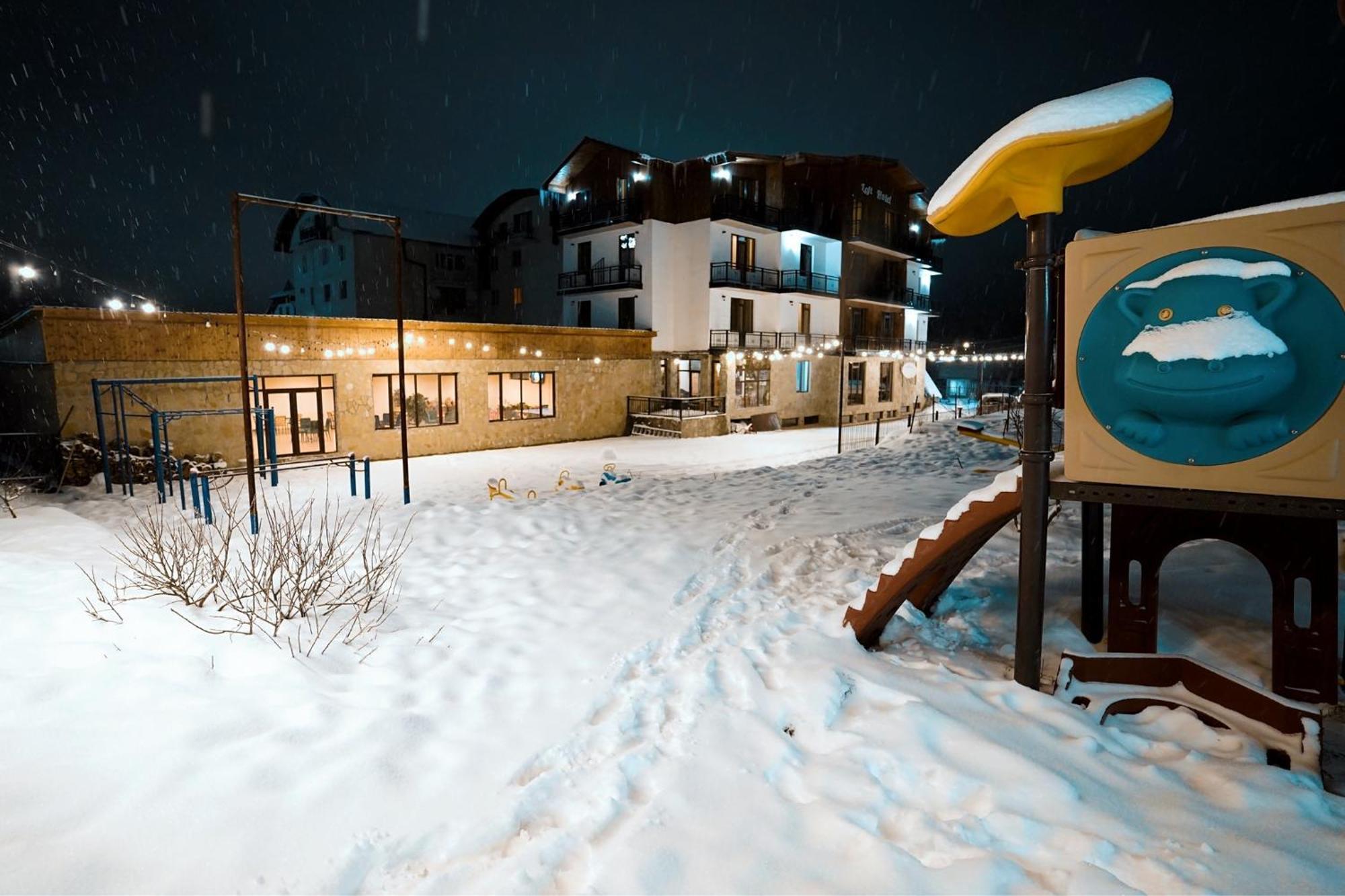 Loft Hotel Bakuriani Exterior foto